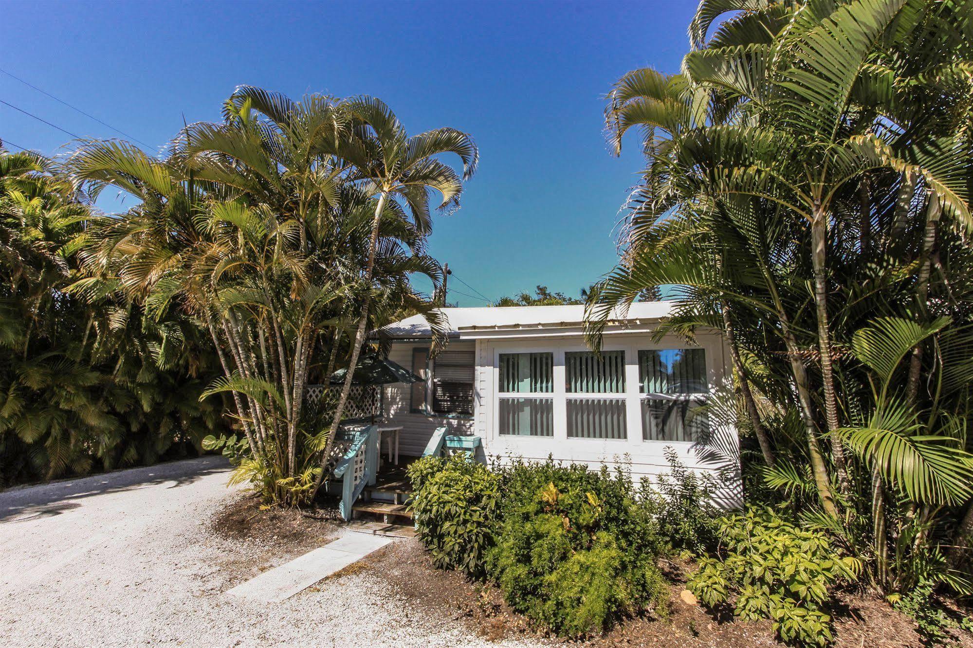 Gulf Breeze Cottages Sanibel Extérieur photo