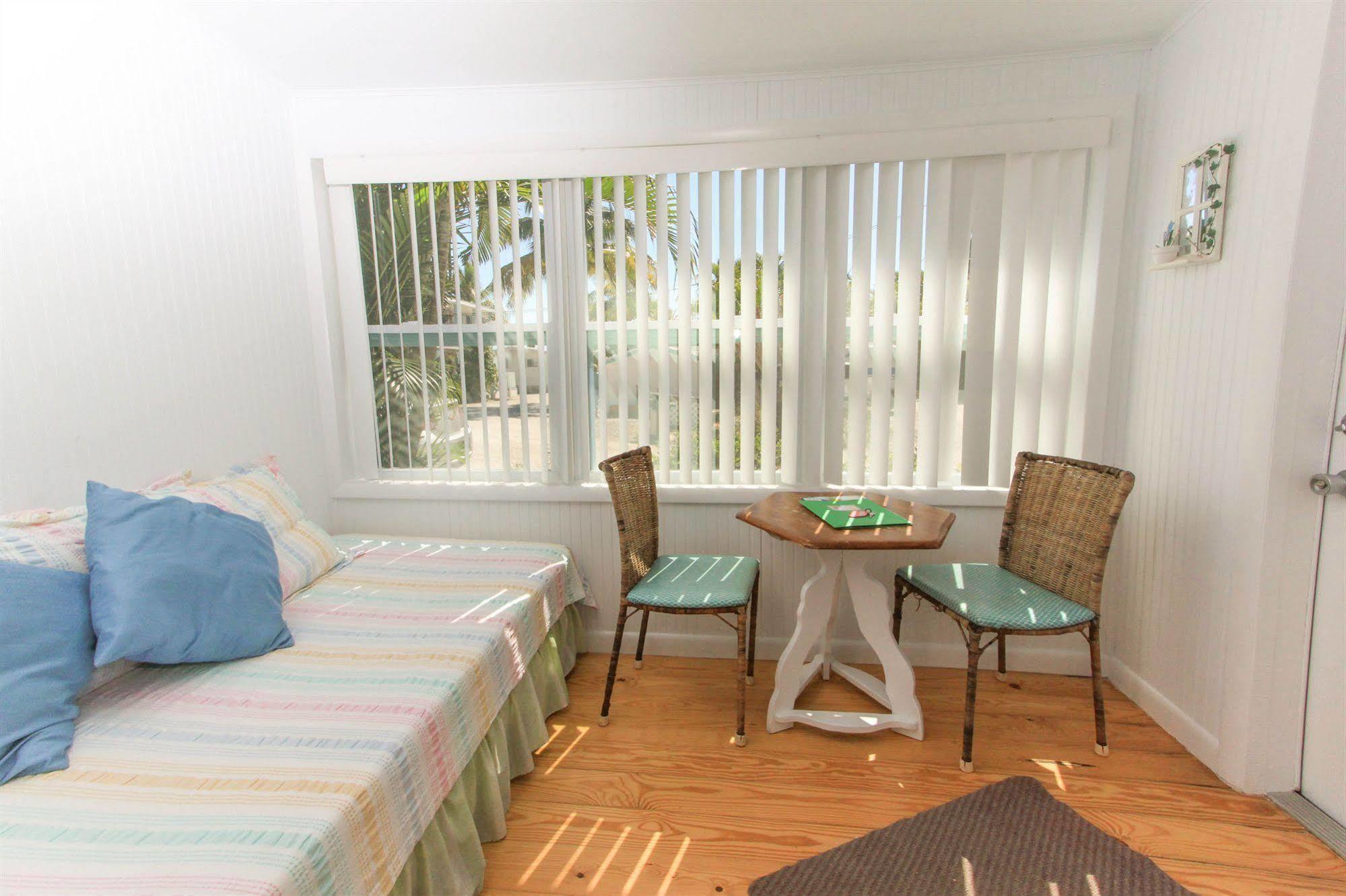 Gulf Breeze Cottages Sanibel Extérieur photo