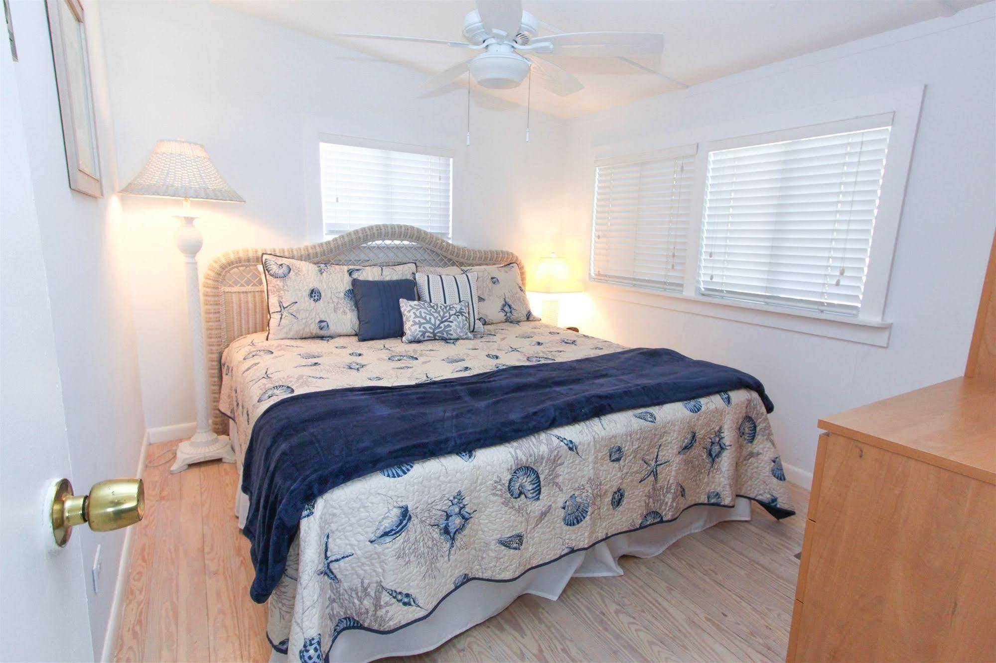 Gulf Breeze Cottages Sanibel Extérieur photo