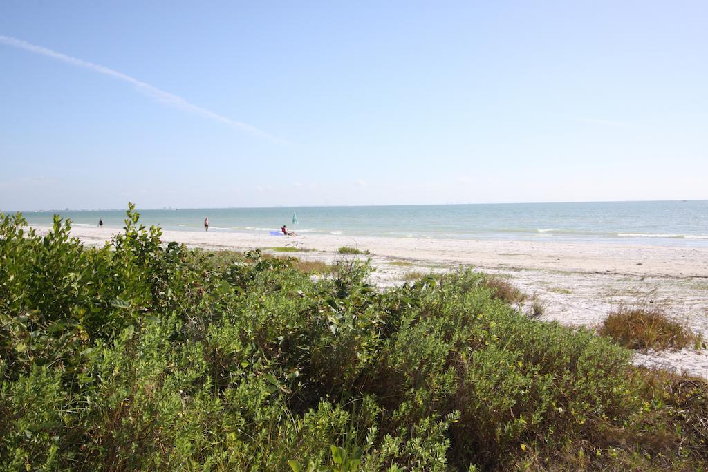 Gulf Breeze Cottages Sanibel Extérieur photo