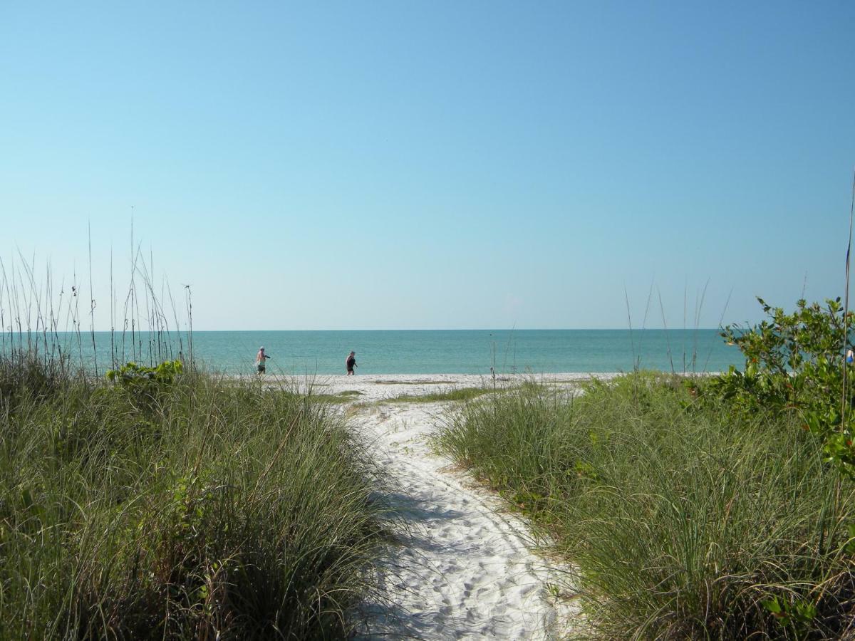 Gulf Breeze Cottages Sanibel Extérieur photo